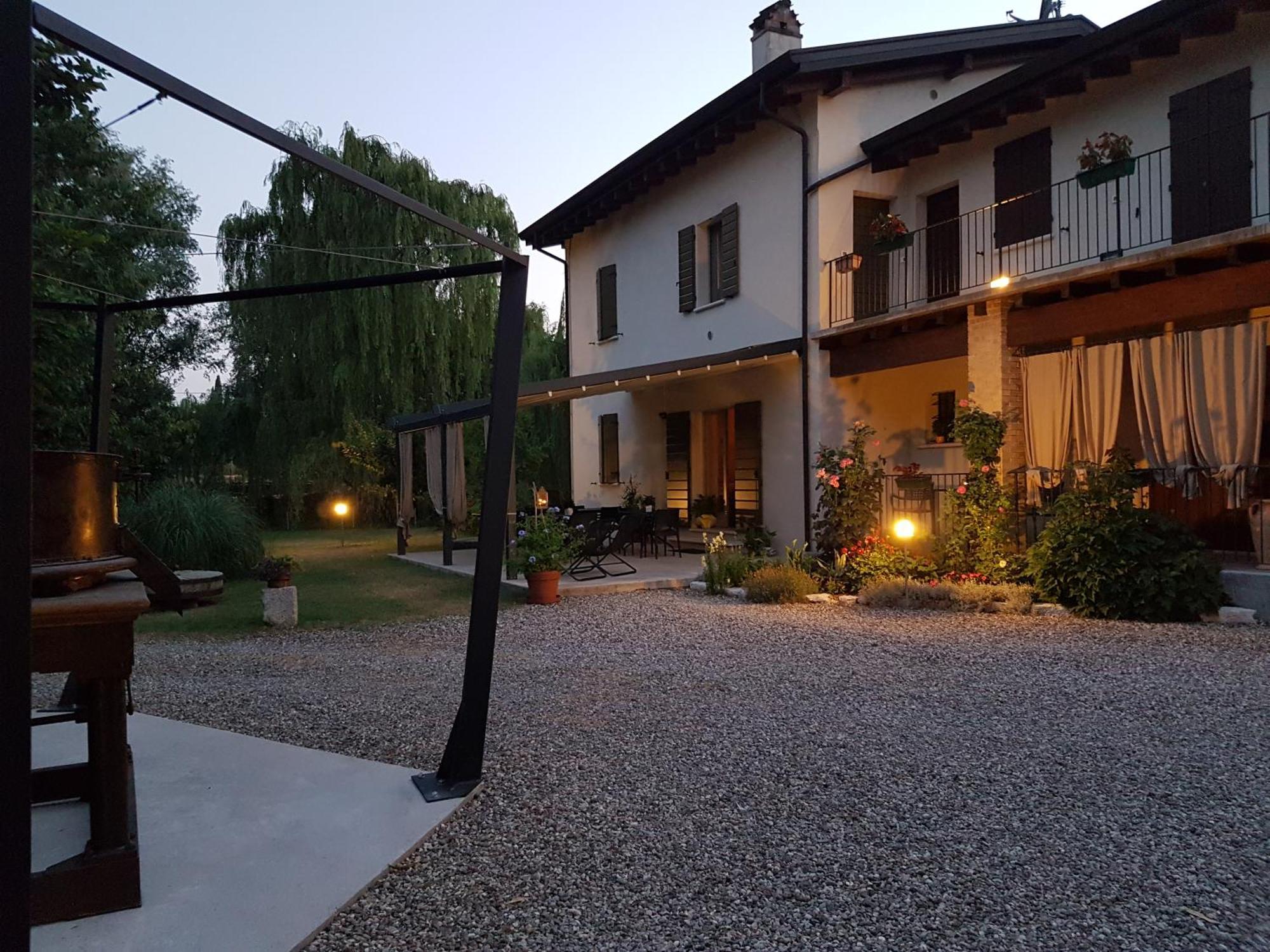 L'Isolo B&B E Case Vacanza Монцамбано Екстер'єр фото