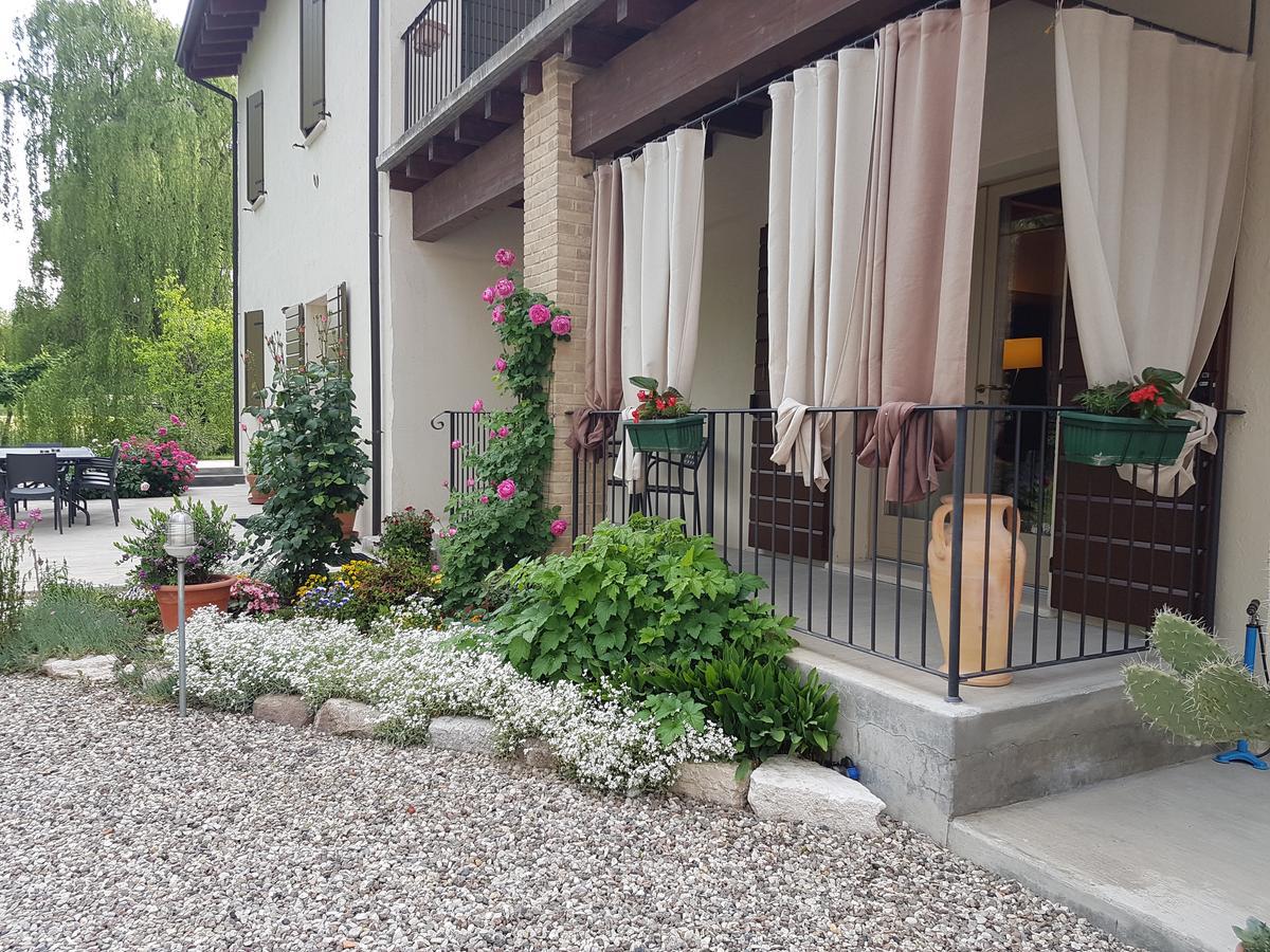L'Isolo B&B E Case Vacanza Монцамбано Екстер'єр фото